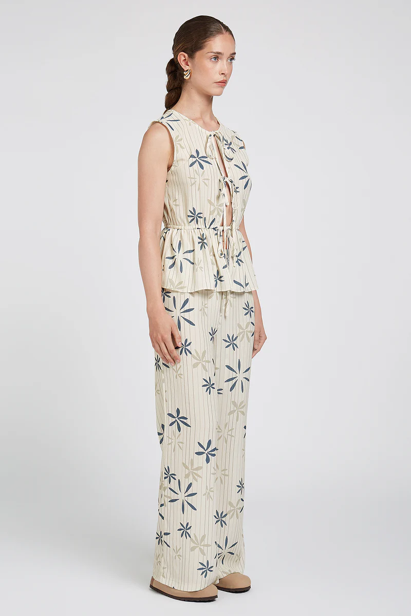 ARIA Co-ord Top Tropical Print - Image 3