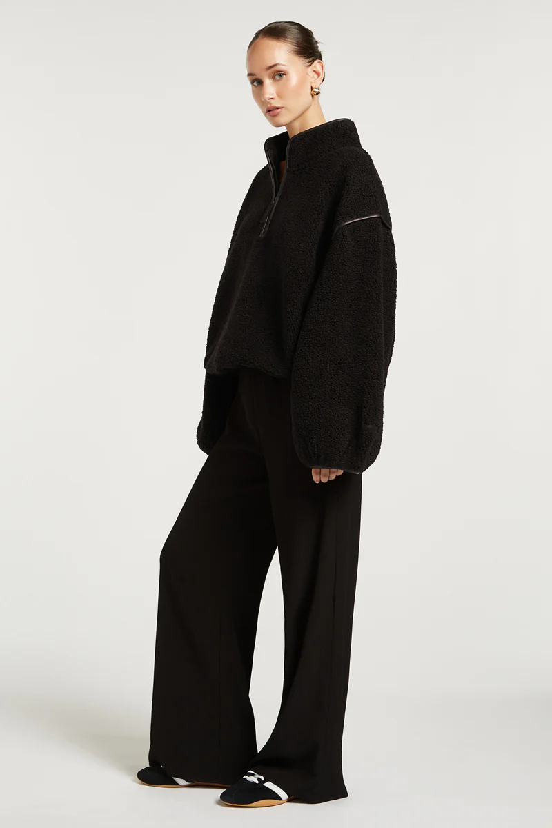 SLOANE Borg Half-Zip Black - Image 4